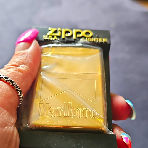 Zippo marlboro brass pocket - marlboro,