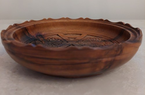 Vintage solid wooden round - vintage,