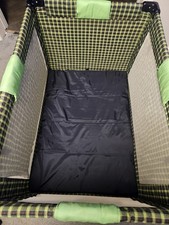 Mothercare  Travel Cot /Play Pen With Storage Bag And 2 New Cotton Fitted Sheets