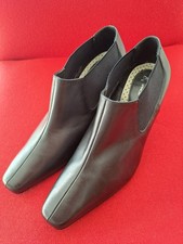 MARKS & SPENCER INSOLIA Lady's Black Leather Shoe/Boot Comfortable Size 8 NEW