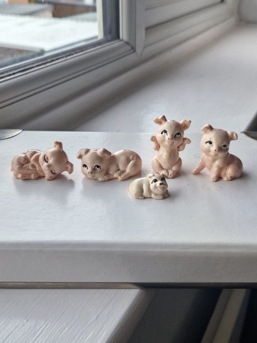 Pig figurines set - pig, figurines.