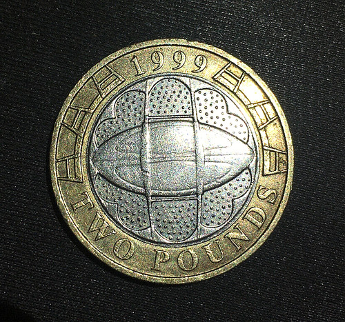 Minting error 2 pound coin - error,