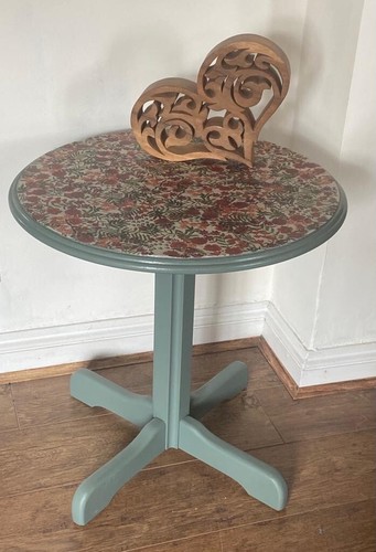 Cottage style occasional - cottage,