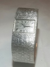 Very unique bueche girod 9ct - very,