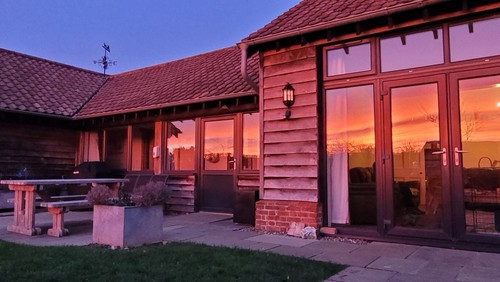 Norfolk holiday cottage-dogs
