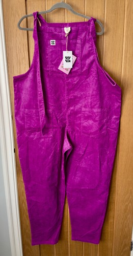Bnwt lucy yak hollyhock - yak,