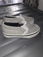 Primark Baby Boys White Black Slip On Trainers Plimsolls Shoes