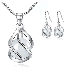 925 Sterling Silver Moonstone