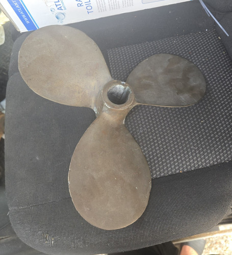 Blade brass boat - 3-blade,