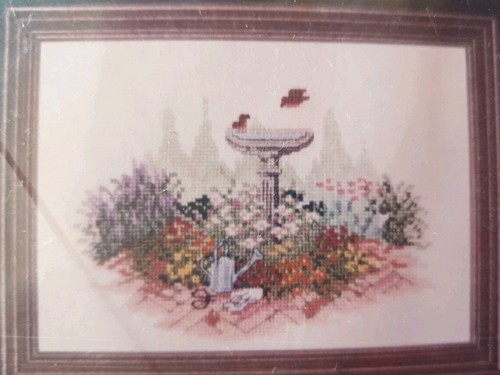 Janlynn the garden vintage - in,