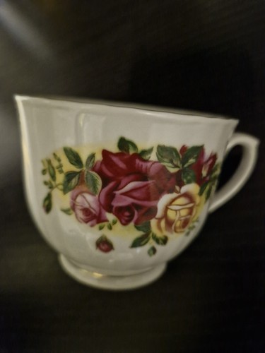 Royal norfolk country rose - rose, tea
