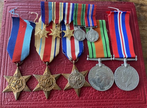 Ww2 medal group miniatures - group,