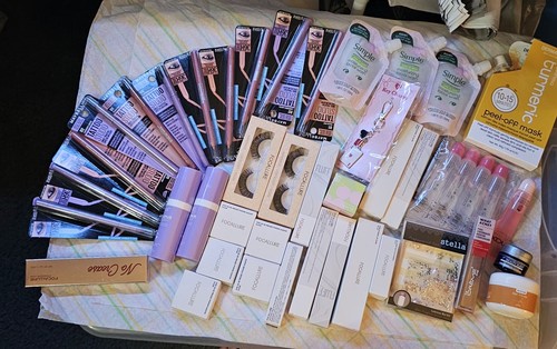 Huge makeup lot pcs - huge, 40+
