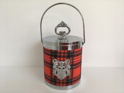 Vintage 1980s red - red, ice