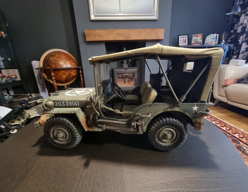 Military jeep model car - military,