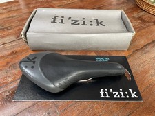 Fizik Arione Tri 2 Road Bike Saddle | Black/Grey | K:ium |Excellent Condition