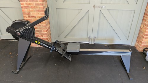 Concept black model rowing - e,