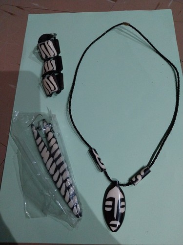 Kenyan jewellery set - kenyan,