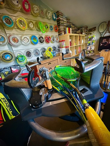 Racket stringing saffron - stringing,