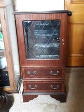Mahogany Hi-Fi Cabinet