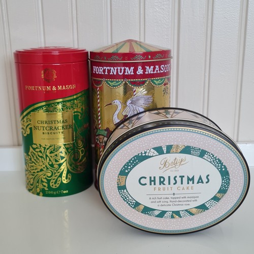 Trio christmas biscuit cake - of, biscuit/cake