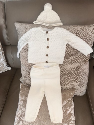 The little white company baby - little,