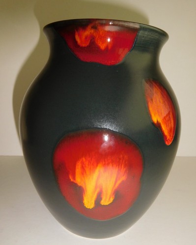 Poole pottery metallic galaxy - poole,