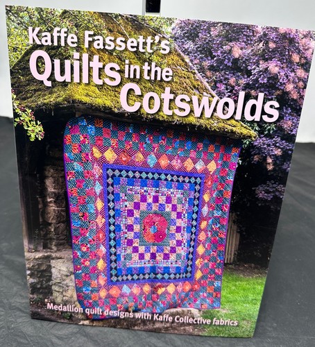 Kaffe fassett quilts - kaffe, in
