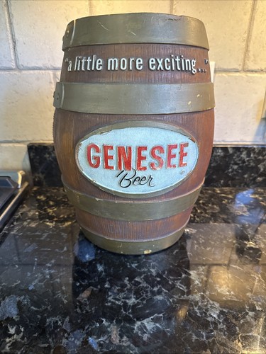 Vintage genesee beer - beer, foam