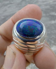 Natural  10  CT  BLUE Opal