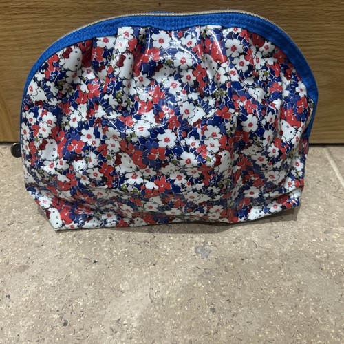 Hello kitty liberty london - kitty,