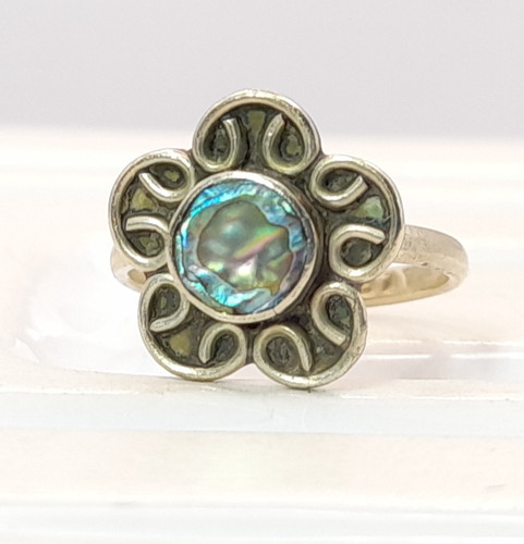Vintage abalone flower ring - vintage,