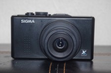 Sigma DP2S 14.0MP Digital Camera Black