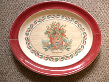 WEDGWOOD SARAHS GARDEN  HOLLY PATTERN OVAL PLATTER  41.5  X 35 CM