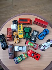 Diecast and  plastic Metal Mixed 16 Kids Toy Car Bundle Small Collection Lot #1