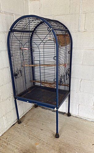 Tall metal wire - metal, on