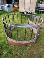 Sheep Ring Feeder