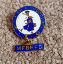 Cadbury's I AM A COCOCUB Enamel Pin Badge - Retro Vintage Club / Leader Bar