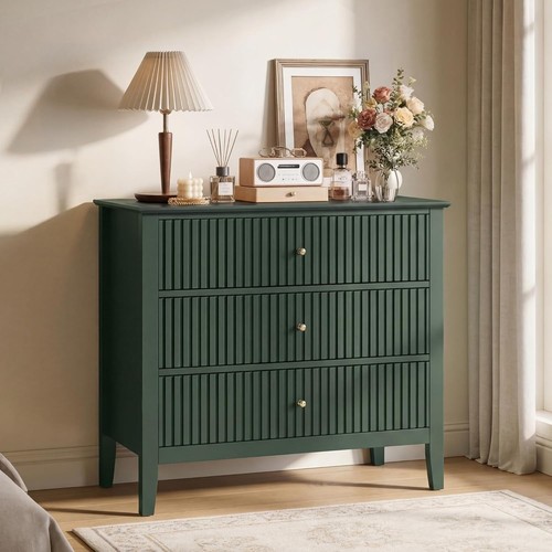 Fluted chest drawers - fluted, of