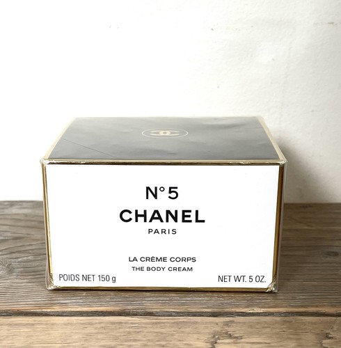 Chanel paris the body - no, 5