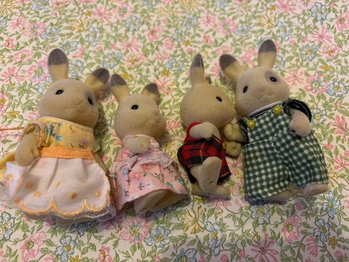 Sylvanian families calico - families,