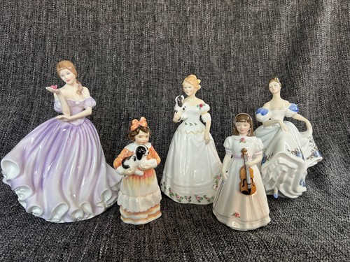 Royal doulton figurines - royal,