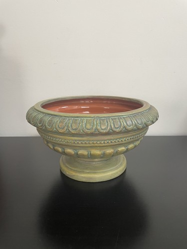 Vtg green pedestal bowl - green,