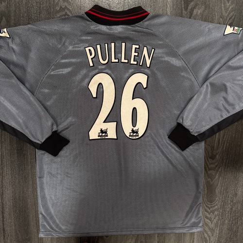 Player issue punch ipswich - player,