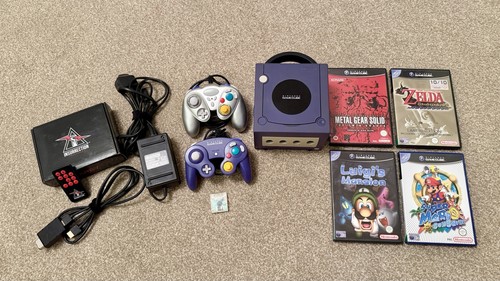 Nintendo gamecube console - nintendo,