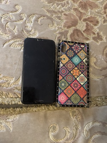 Iphone max black - xs, colour