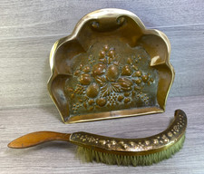 Crumb Tray and Brush Set Brass