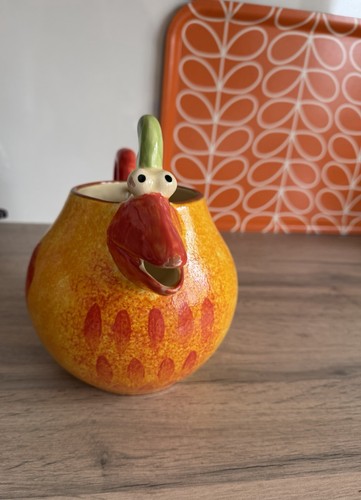 Ceramic quirky goggle eyed - ceramic, goggle-eyed