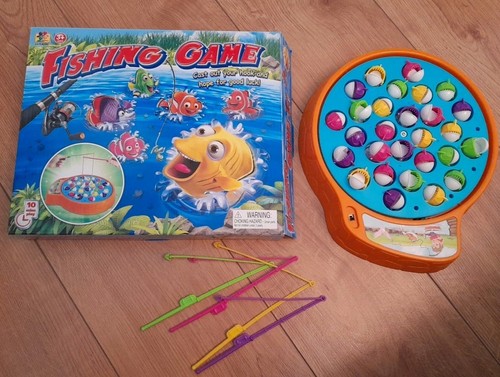 Fishing game cast - game, hook