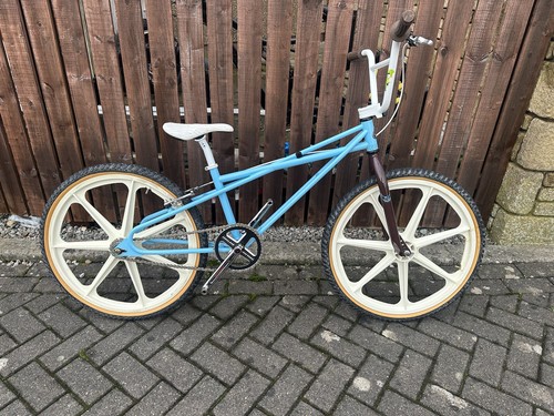 Racing loop tail - se,